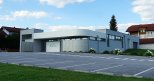 Das Zentrum für Gesundheit in der oberösterreichischen Marktgemeinde Eggelsberg ist als multifunktionale Gemeinschaftspraxis konzipiert worden. Der moderne Monolith soll die Gesundheitsversorgung in Eggelsberg und Umgebung nachhaltig gewährleisten.